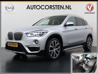 BMW X1 sDrive20i Automaat Pano.dak Leder+Stoelverwarming Harman Kardon®-Hifi Navi Plus Ecc Cruise Control Pdc Centennial High Executive Elek.Achterklep Led Lmv 19" Privacy Glas Bluetooth Origineel Nederlandse Auto