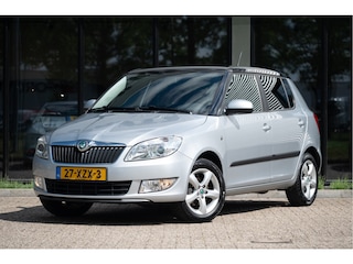 Skoda Fabia 1.2 TSI Tour | Navi | Cruise | Airco | Trekhaak | 4 Season | Android Auto