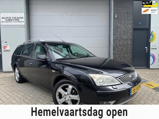 Ford Mondeo Wagon 1.8-16V Platinum [Leder | StoelVW | Volledig OH | Trekhaak | Cruise | PDC]