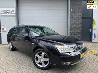 Ford Mondeo Wagon 1.8-16V Platinum [Leder | StoelVW | Volledig OH | Trekhaak | Cruise | PDC]
