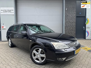 Ford Mondeo Wagon 1.8-16V Platinum [Leder | StoelVW | Volledig OH | Trekhaak | Cruise | PDC]