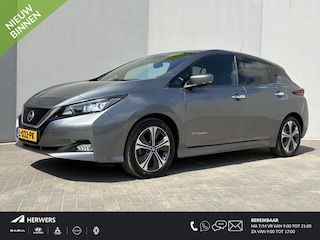 Nissan Leaf N-Connecta 40 kWh / Stoel-/Stuur-/Achterbankverwarming / Navigatie / Adaptieve Cruise Control / Achteruitrij-/360 Camera / Snelladen /