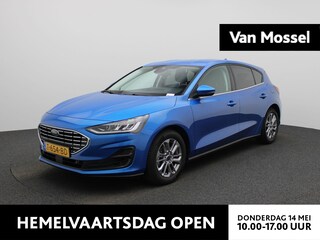 Ford Focus 1.0 EcoBoost Hybrid Titanium | Apple Carplay / Android Auto | LED Koplampen | Privacy Glass | Lichtmetalen Velgen |