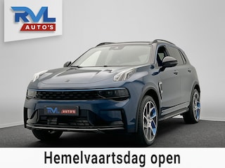 Lynk & Co 01 1.5 261PK Plug-in Hybrid *Zwarte Hemel * Trekhaak * 360° Camera Pano/dak Apple/Carplay Adaptive/Cruise