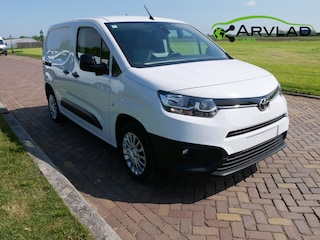 Toyota Proace City 1.5 D-4D 96kW AUT AC NAVI CAMERA 3-SEATS 2024 ** 11599 EX BTW **