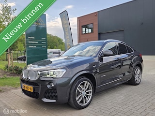 BMW X4 xDrive28i M-Sport High Executive 59.603km in nieuwstaat.