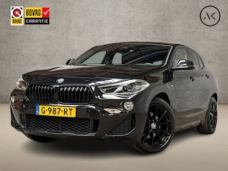 BMW X2 1.8i sDrive M Sport 140Pk Automaat (NAVIGATIE, M PAKKET, BLACK PACK, LEDER, STOELVERWARMING, SPORTSTOELEN, GETINT GLAS, SFEERVERLICHTING, PARKEERSENSOREN, NIEUWSTAAT)