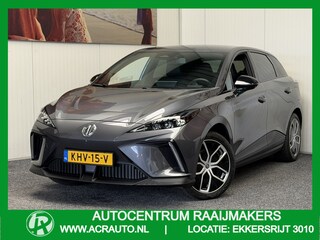MG 4 ELECTRIC LUXURY LONG RANGE 204 PK 64 KWH FABRIEKGARANTIE TOT 3031 !!! NAVIGATIE ADAPTIVE CRUISE CONTROL APPLE CARPLAY/ANDROID 360 CAMERA STOEL EN STUURVERWARMING DODEHOEKSENSOREN RIJSTROOKSENSOREN KEYLESS GO ZEER MOOI !!
