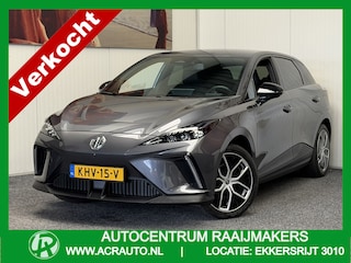 MG 4 ELECTRIC LUXURY LONG RANGE 204 PK 64 KWH FABRIEKGARANTIE TOT 3031 !!! NAVIGATIE ADAPTIVE CRUISE CONTROL APPLE CARPLAY/ANDROID 360 CAMERA STOEL EN STUURVERWARMING DODEHOEKSENSOREN RIJSTROOKSENSOREN KEYLESS GO ZEER MOOI !!