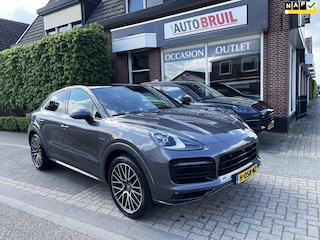 Porsche Cayenne 3.0 E-Hybrid NL-auto/Sport Chrono/Leder/Pano/21 Inch/360 Camera/Soft Close