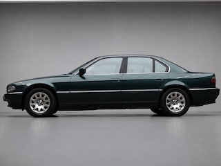 BMW 735i Executive Sport (YOUNGTIMER,STOELVERWARMING,LEDER,CRUISE,CLIMATE,ELEKTRISCH PAKKET,SPORTSTOELEN,LM VELGEN)