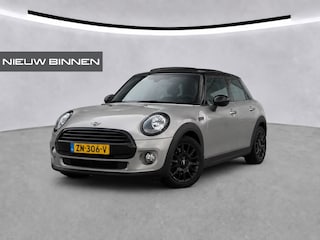 Mini Cooper 1.5 Pepper | Panoramadak | Cruise Control | Apple Carplay | Navigatie | Climate Control | NAP | Dealer Onderhouden | Keyless | Automaat