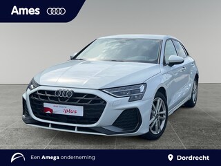 Audi A3 Sportback 40 204pk TFSI e S Line Parkeersensoren voor en achter | Achteruitrijcamera | MMI Navigatiesysteem