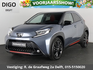 Toyota Aygo 1.0 VVT-i S-CVT Undercover Jun Takahashi | JBL-Audio | Stoelverwarming | Parkeersensoren voor & achter |