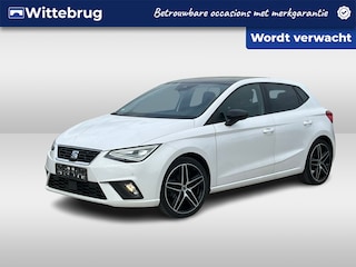 Seat Ibiza 1.0 TSI FR 110pk Digital Cockpit / Panoramadak / App-connect / Parkeersensoren / Full-LED verlichting