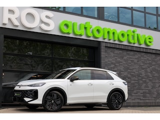 Volkswagen T-Roc 1.5 eTsi R-Line First Edition | NIEUW MODEL | BTW | CAMERA | ACC | STUURVERWARMING |