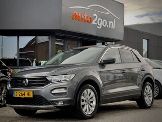 Volkswagen T-Roc 1.5 TSI AUT7 SPORT NAVI AIRCO APPLE-CARTPLAY LED LMV PDC