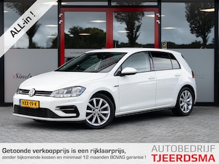 Volkswagen Golf 1.0 TSI Highline Business R | Navigatie | Stoelverwarming | Climate Control | Adaptieve Cruise Control | ErgoActive Comfort Stoelen | Massage | Parkeersensoren | R-Line | Privacy Glas | 17'' Lichtmetalen Velgen |