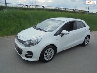 Kia Rio 1.2 benzine 5 deurs airco 106.000km