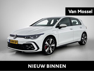 Volkswagen Golf 1.4 eHybrid GTE | 245 PK | SoH ... | Stoelverwarming | All Season Banden | Parkeersensoren | Digital Cockpit | Carplay/Android Auto