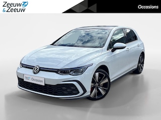Volkswagen Golf 1.4 eHybrid GTE | 1e eigenaar | Dealer onderhouden! | Panoramdak | Head-up Display | Dealeronderhouden | Stoelverwarming en ventilatie voorzijde | IQ koplampen | 12 maanden garantie!