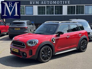 Mini Countryman 1.5 Cooper S E ALL4 Classic | SPORTSTOELEN | AFN. TREKHAAK | 4X4 | STOELVERWARMING|