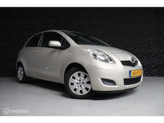 Toyota Yaris 1.3 VVTi Aspiration | AUTOMAAT | AC | P-SENSOR