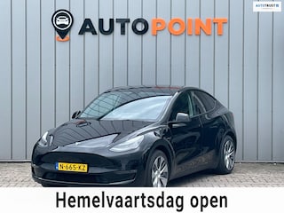 Tesla Model Y Long Range AWD 75 kWh SOH 90% TREKHAAK PANO