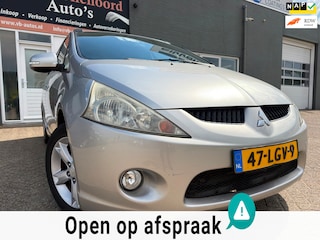 Mitsubishi Grandis 2.4-16V Limited 7 pers. van 1ste Eig met parkeersensoren en navigatie en bluetooth telefoon en airco