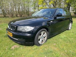 BMW 116i Airco, Stoelverwarming Nette auto, loopt zeer goed