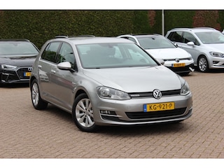 Volkswagen Golf 1.0 TSI Comfortline / CarPlay / Parkeerhulp V+A / 16'' / DAB / Cruise Control