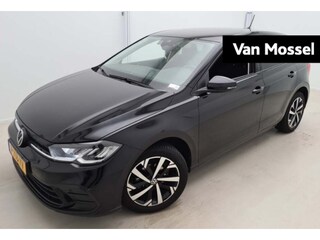 Volkswagen Polo 1.0 TSI Life Business | 95 PK | Navigatie | Climatronic | Parkeersensoren | Digitale Cockpit | Apple Carplay / Android Auto | Stoelverwarming |