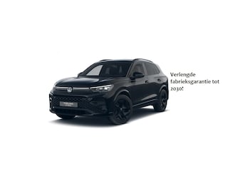 Volkswagen Tiguan 1.5 eHybrid plug in R-LINE SPORT LEDER/HEAD-UP/TREKHAAK auto komt binnen!