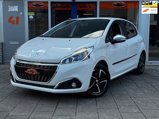 Peugeot 208 1.2 Urban Soul Navigatie Airco 5-Deurs LM LED NL-Geleverd
