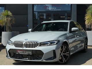 BMW 330e M Sport High Executive 292pk Navigatie/HUD/360Camera