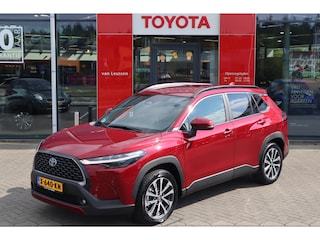 Toyota Corolla Cross 2.0 HYBRID FIRST-EDITION EL-ACHTERKLEP STOELVERW. HALF-LEDER BLIND-SPOT PARK-SENSOREN 18"LMV LED KEYELSS APPLE/ANDROID NL-AUTO