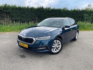 Skoda Octavia Combi 1.0 e-TSI HYBRIDE SPORT ECC NAVI KEYLESS