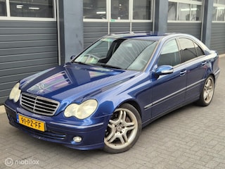 Mercedes-Benz C-klasse 220 CDI Avantgarde Sports Edition Automaat | CLIMA | CRUISE | 18'' | TREKHAAK |