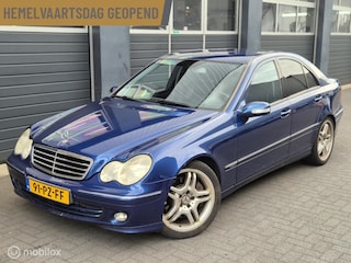 Mercedes-Benz C-klasse 220 CDI Avantgarde Sports Edition Automaat | CLIMA | CRUISE | 18'' | TREKHAAK |