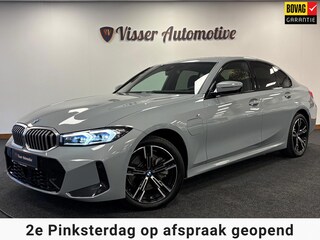 BMW 330e*Plug-in Hybride*Automaat*M-Pakket*Stoelverwarming*Head-Up*Leder*Camera*