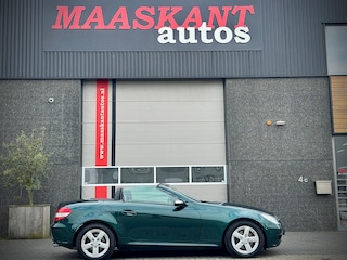 Mercedes-Benz SLK 280 / Aut 7 / Andratite green / Airscarf / Xenon / NL delivery / UNIQUE EXAMPLE!