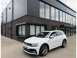 Volkswagen Tiguan 2.0 TSI 4Motion DSG Vol optie! Pano! Leer! Cruise! Maxton!