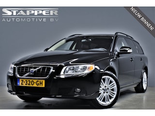 Volvo V70 2.5T 200pk 5-Cil. Automaat Momentum Navigatie/Leer/Bluetooth/Climate/Stoelverw./Lmv17"