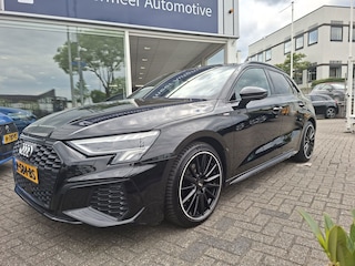 Audi A3 Sportback 30 TFSI S-line / navigatie / App / virtual cockit