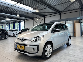 Volkswagen Up 1.0 BMT high up! | Airco | Cruise | Bluetooth | Parkeerhulp | 15" lmv | 1e eig.