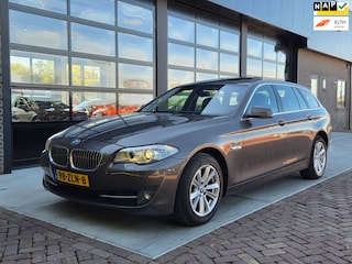 BMW 5-serie Touring 520i High Executive | Leer | Pano | Navi | Clima |