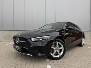 Mercedes-Benz CLA Shooting Brake 250e Facelift |PANO|SFEER|CAMERA|TREKHAAK|BOMVOL