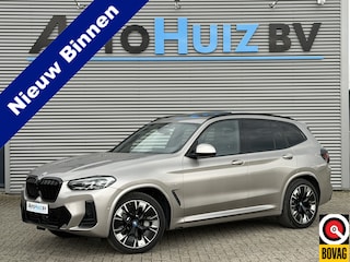 BMW iX3 High Executive 80 kWh M Sport Panoramadak Trekhaak Leder Harman-Kardon 20 inch 360 Camera Camera