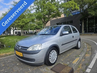 Opel Corsa 1.2-16V Automaat
