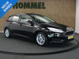 Ford Focus 1.0 Trend -  ORIGINEEL NEDERLANDSE AUTO  - TREKHAAK - TREKGEWICHT 1000 KG - NAVIGATIE - AIRCO - PARKEERSENSOREN ACHTER - BLUETOOTH - ARMSTEUN VOOR - 16 INCH LICHT METALEN VELGEN - CRUISE CONTROL